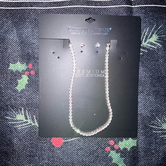Premium Cubic Zirconia Necklace and Earrings - NWOT - Picture 3 of 12